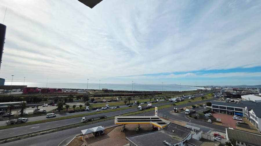 3 Bedroom Property for Sale in Paarden Eiland Western Cape